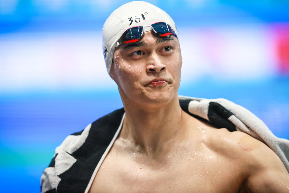 中锋连续三场戴帽，太恐怖