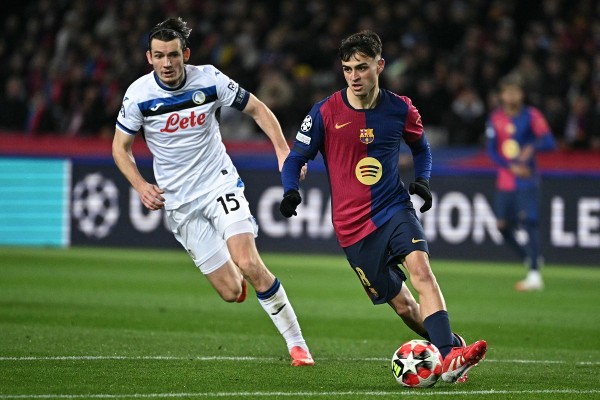 莱奥：我正在学习踢中锋，球队在场内场外都在帮助我